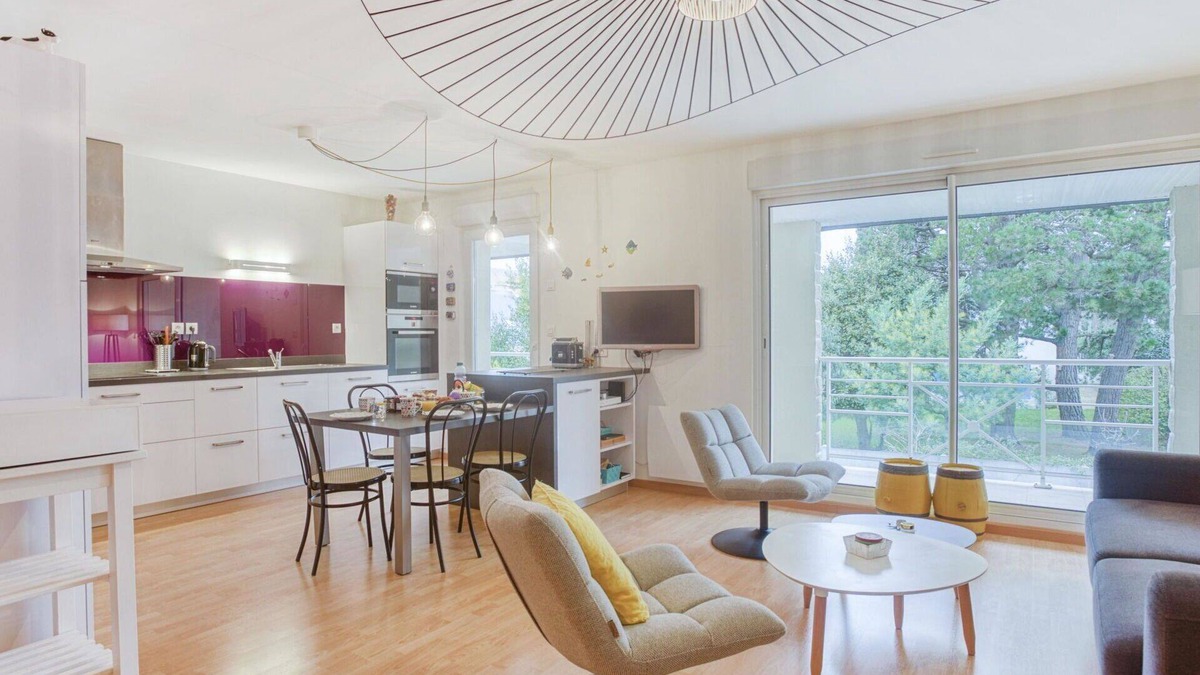 Quiberon Apartment | Beautiful apartment for 4 guests with WIFI, TV and balcony