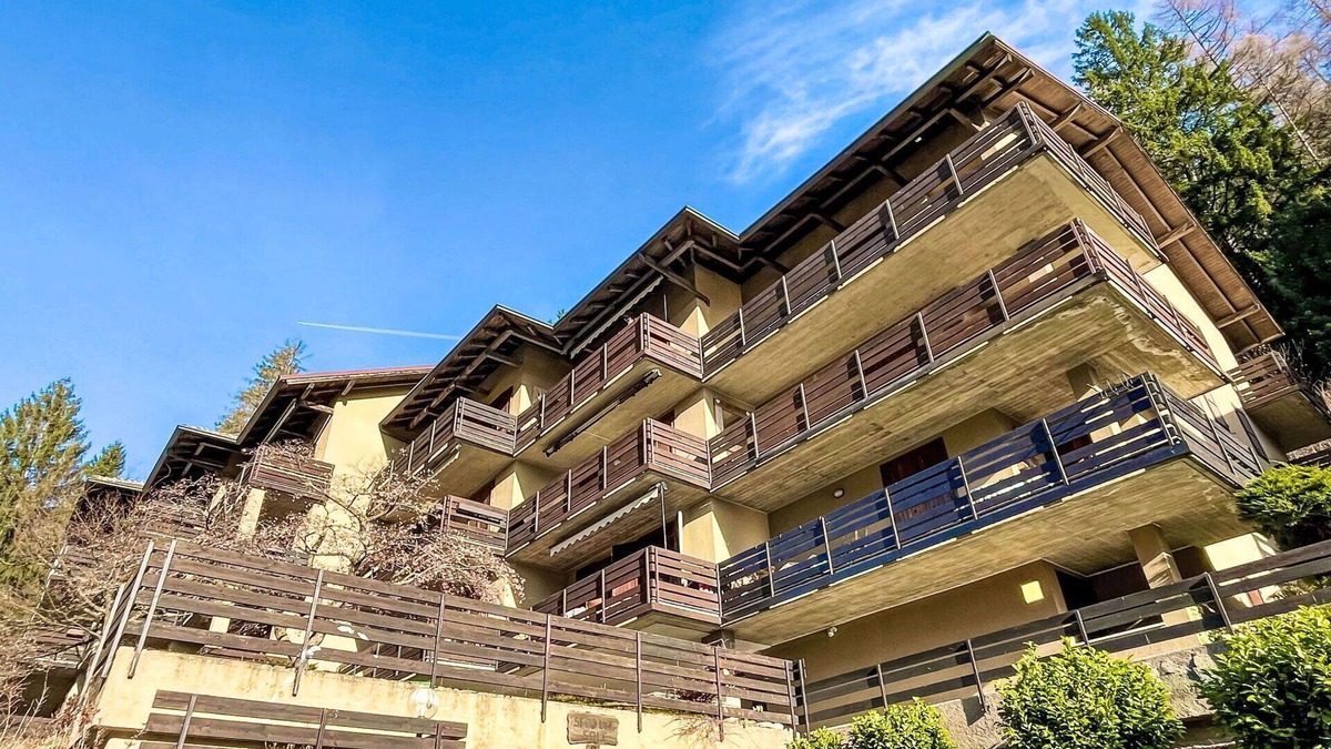 Pinzolo Apartment | Beautiful apartment for 4 guests with A/C, WIFI, TV, terrace and parking
