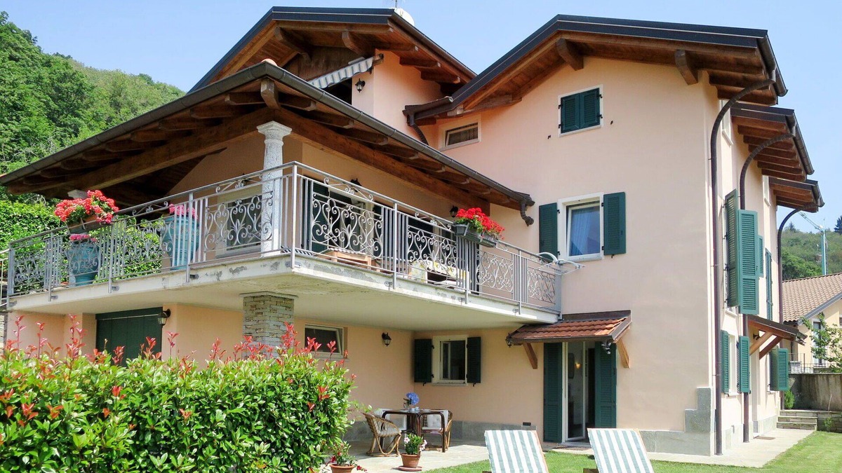 Trarego Viggiona Apartment | Beautiful apartment for 4 people with WIFI, TV, terrace and parking
