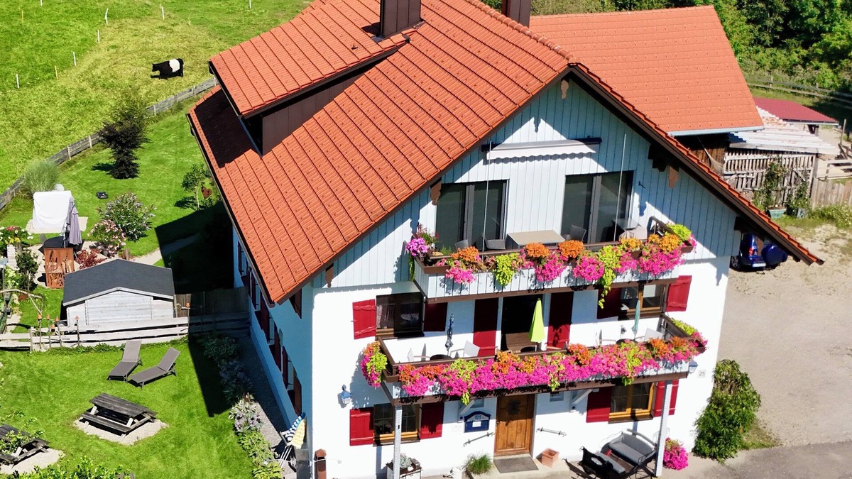 Gestratz Apartment | Beautiful apartment for two in the countryside (App. 3)