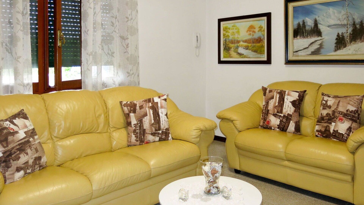 Passarella di Sotto Apartment | Beautiful apartment for 6 guests with WIFI, TV, patio, pets allowed and parking