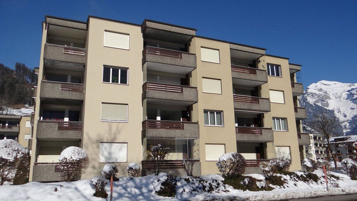 Engelberg Apartment | Beautiful apartment for 6 people with WIFI, TV, balcony and pets allowed