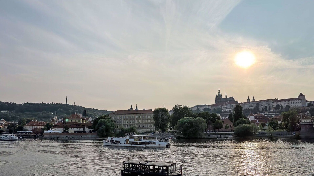 Holesovice Apartment | Beautiful apartment for 2 people with WIFI and pets allowed