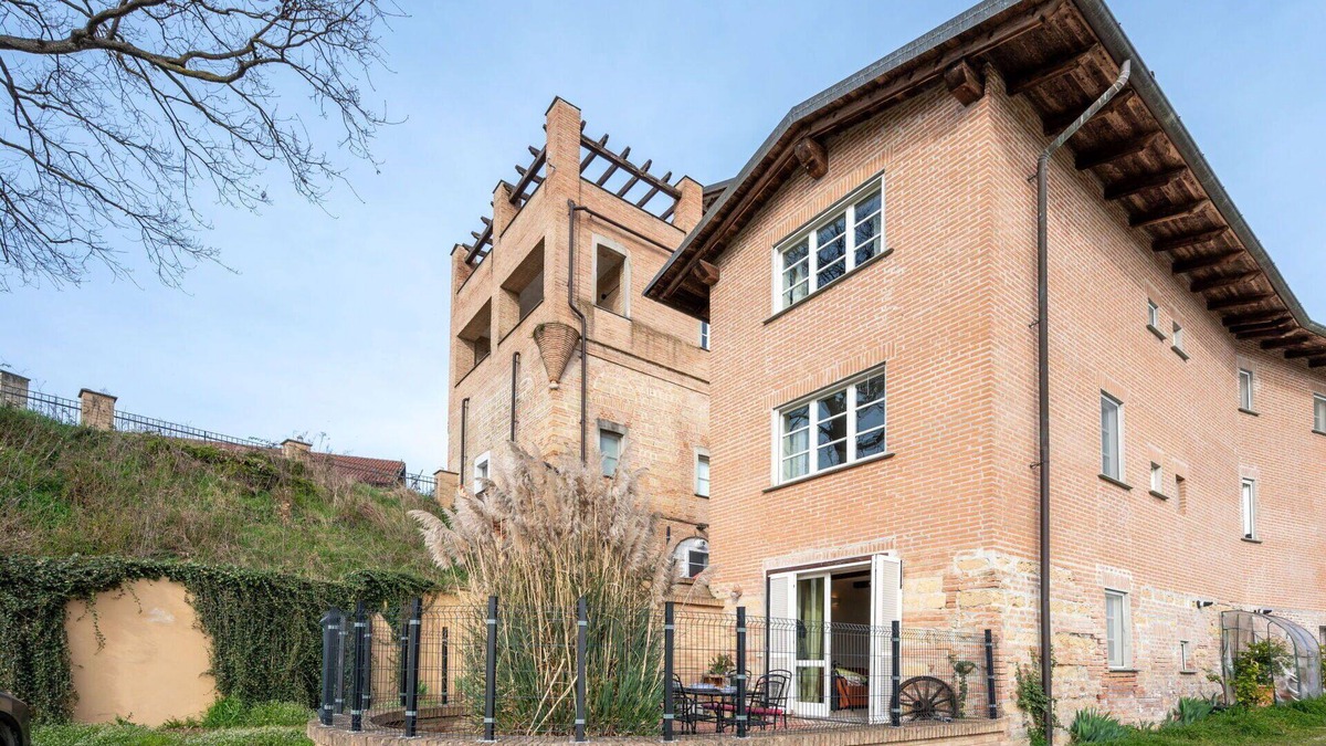 Fubine Apartment | Beautiful apartment for 4 people with pool, WIFI, TV, terrace, pets allowed and parking