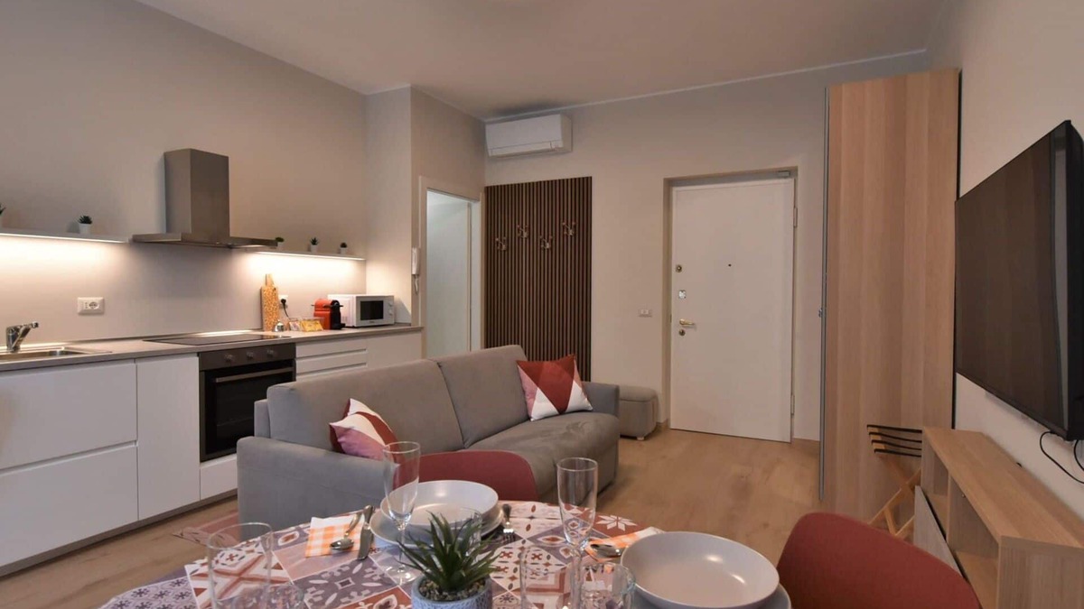 Centro Direzionale Apartment | Beautiful apartment for 4 guests with WIFI, A/C and TV