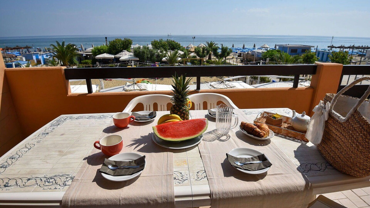 Silvi Apartment | Beautiful apartment for 4 people with WIFI, TV, balcony and pets allowed