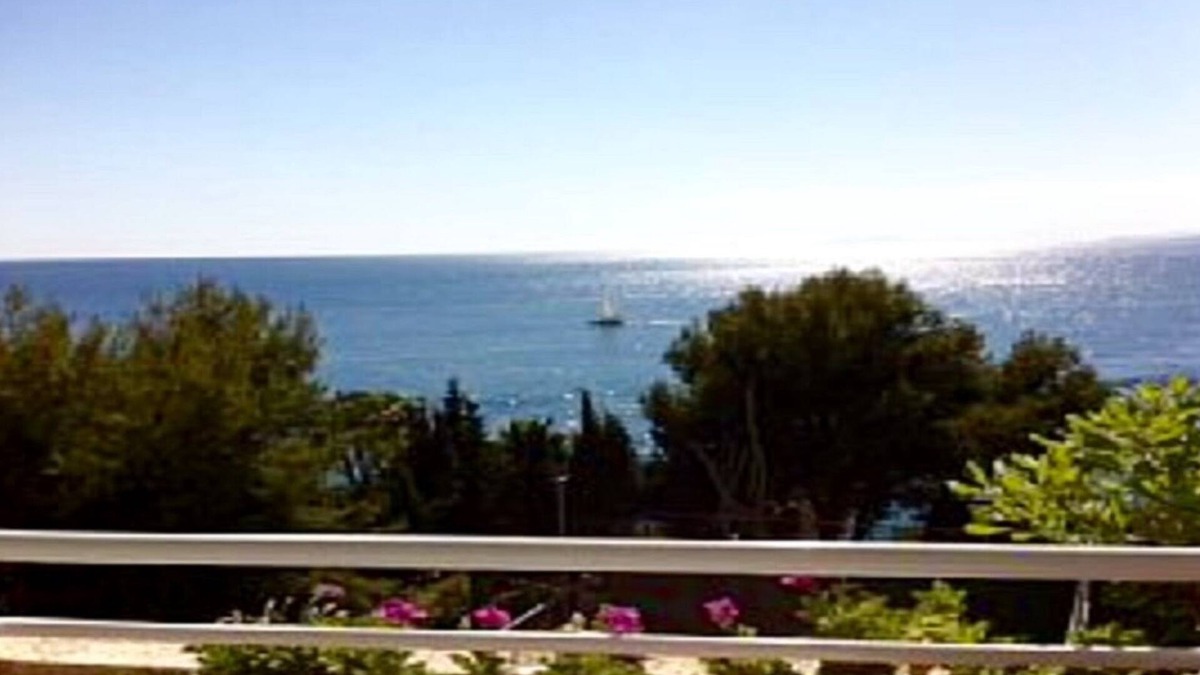 Almunecar Apartment | BEAUTIFUL APARTMENT IN IDILIC PLACE 3 MINUTES FROM THE BEACH (VFT/GR/00797)