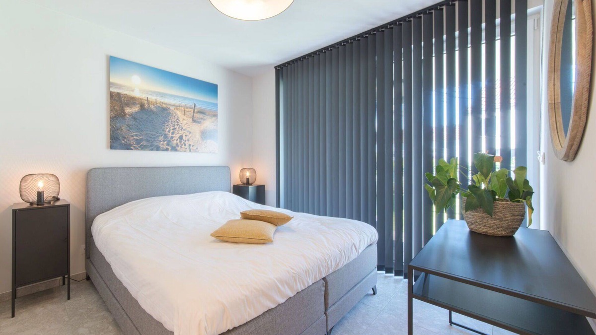 Belgian Coast House | Beautiful apartment in villa for 4 guests with A/C, WIFI, TV, balcony and parking