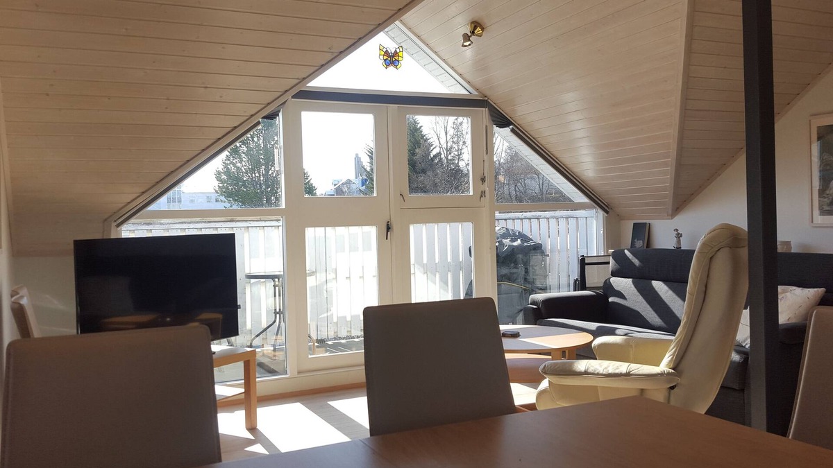 City Center Apartment | Beautiful apartment in center of town