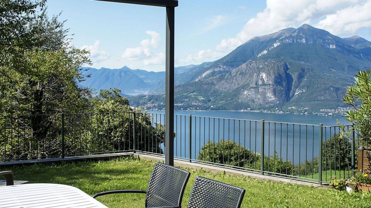 Perledo House | Beautiful apartment in villa for 4 guests with WIFI, TV, patio, pets allowed and parking