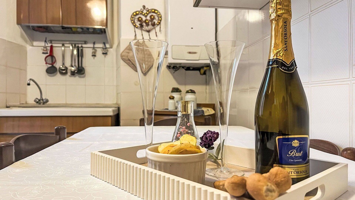 Borgomaro Apartment | Beautiful apartment for 6 guests with WIFI, TV, pets allowed and parking