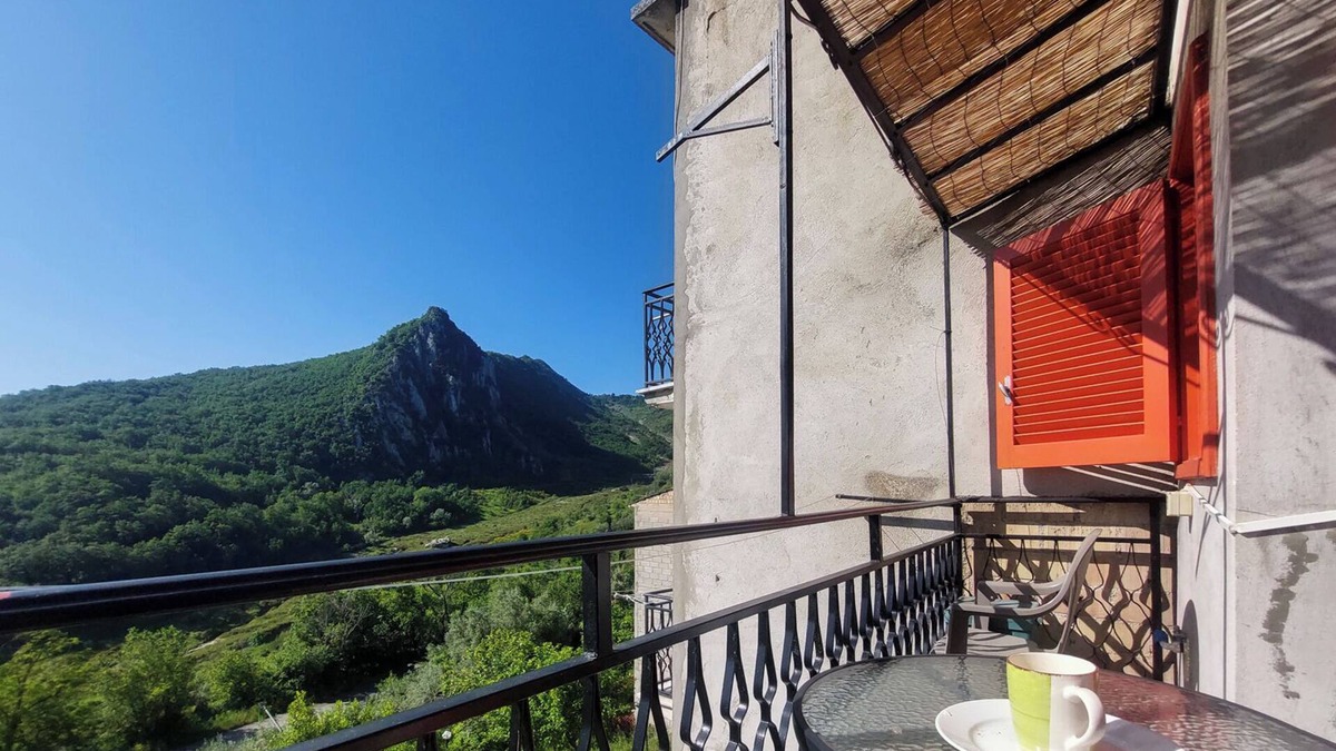 Pennadomo Apartment | Beautiful apartment with a fantastic balcony view