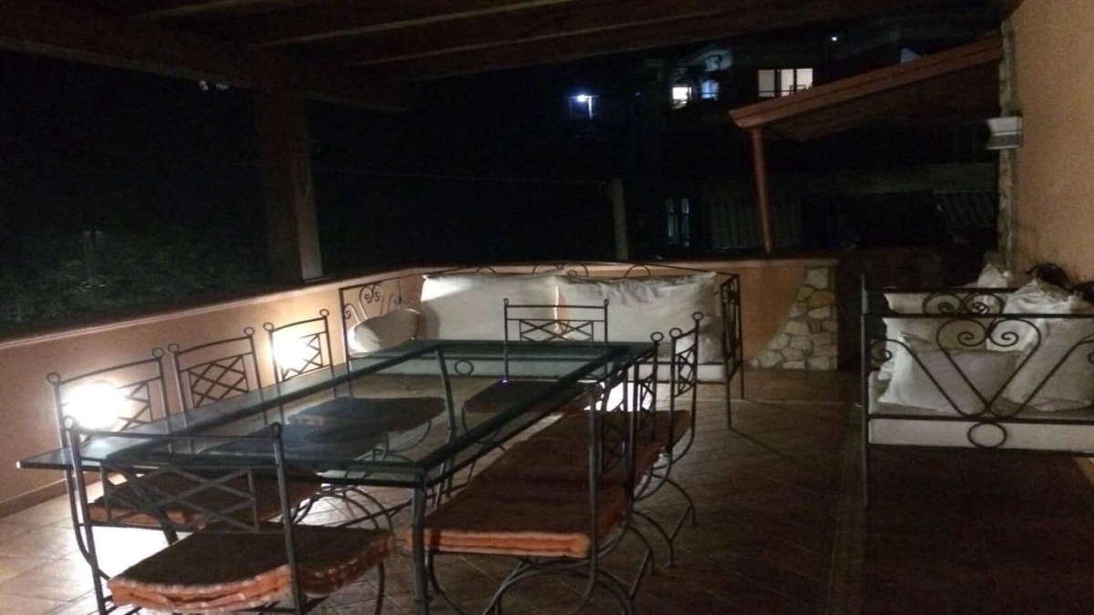 San Lucido House | Beautiful apartment with large terrace 100 meters from the center of the village