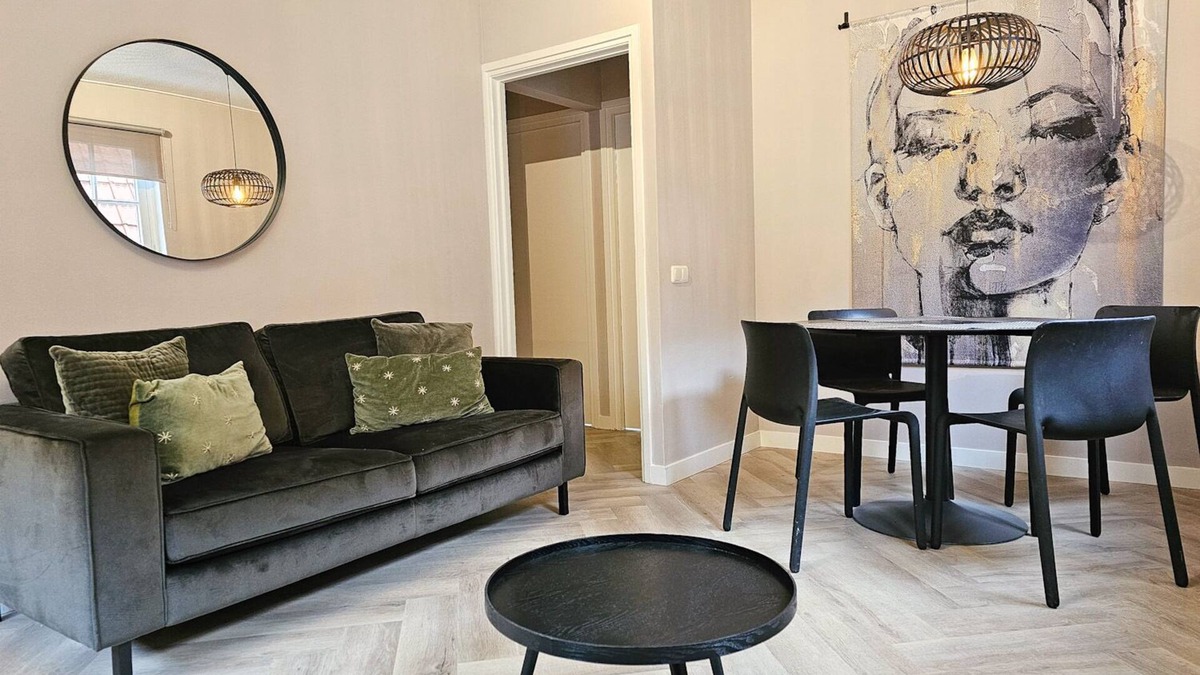 Domburg Apartment | Beautiful apartment on the 1st floor for 4 people and 1 dog in the center of Domburg!