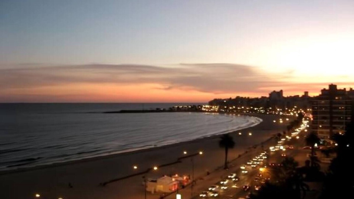 Pocitos Apartment | Beautiful apartment with the best view of the bay