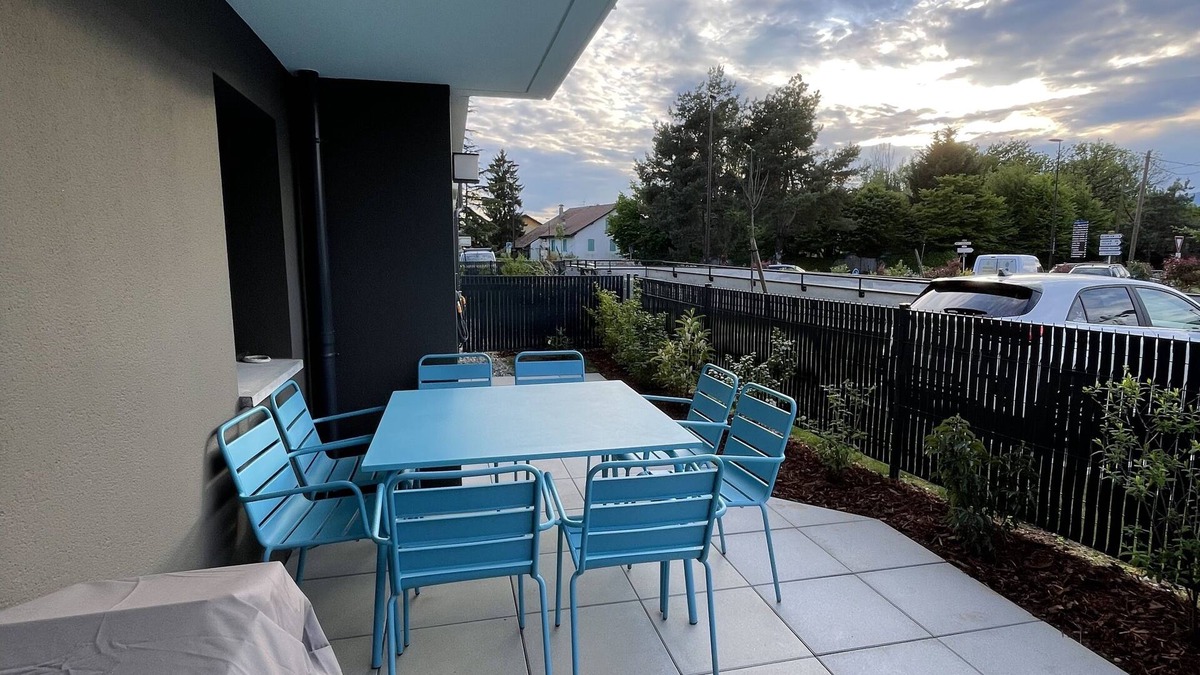Messery Apartment | Beautiful apartment with terrace near Lake Geneva