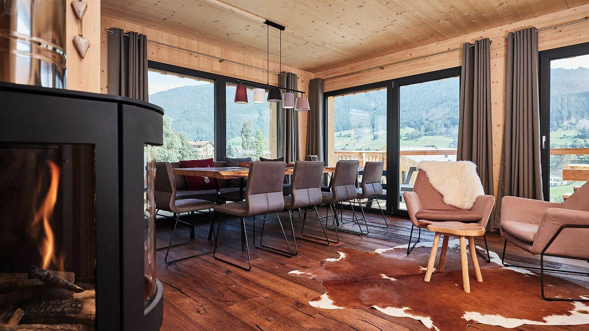 Steinach am Brenner House | Beautiful apartment in villa for 10 guests with WIFI, TV, terrace, panoramic view and parking