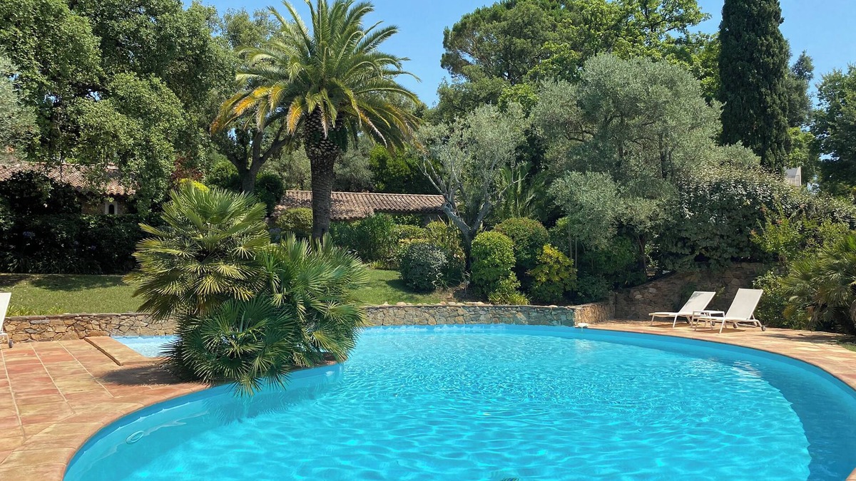 Grimaud House | Beautiful atmospheric villa close to the beach