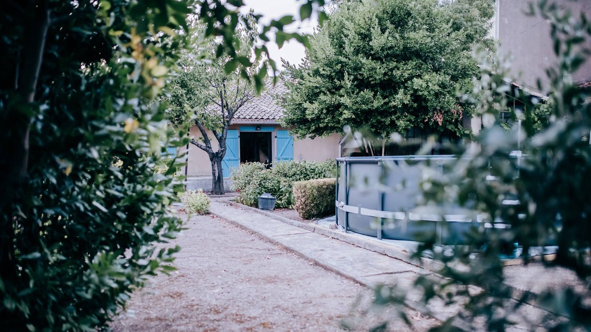 Autignac House | Beautiful authentic French walled house