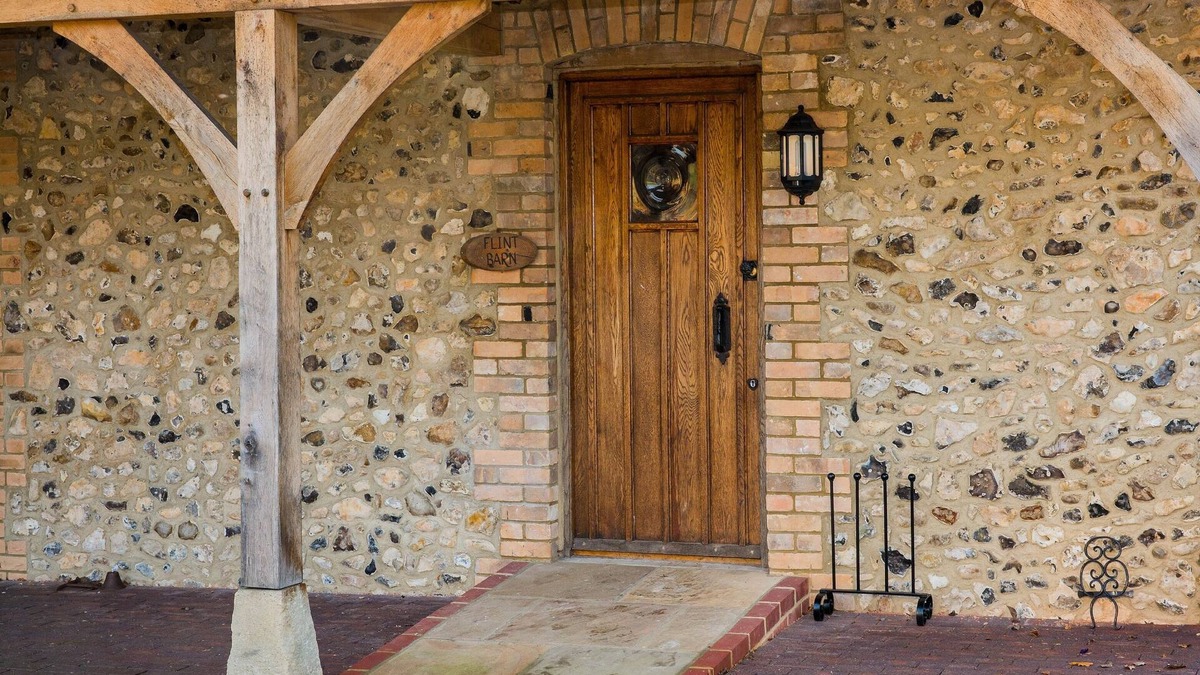 Box Hill House | Beautiful Barn With Outstanding Views And High Quality Facilities