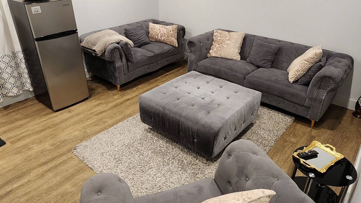 London House | Beautiful Basement in a Brandnew house