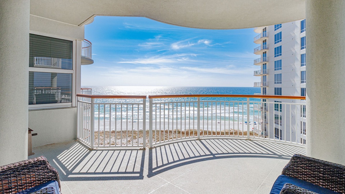 Navarre Beach Condo | Beautiful beach front condo!