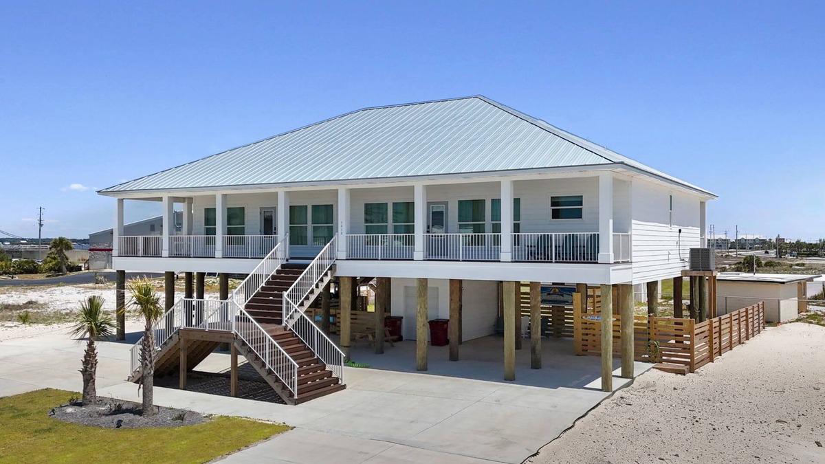 Navarre Beach House | Beautiful Beach Home Steps from the crystal blue waters of Navarre Beach!