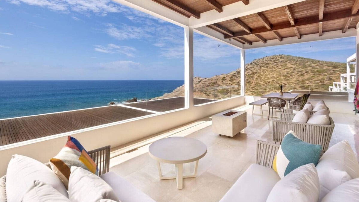 Cerritos Apartment | Beautiful Beachfront Condo, Five-Star Amenities