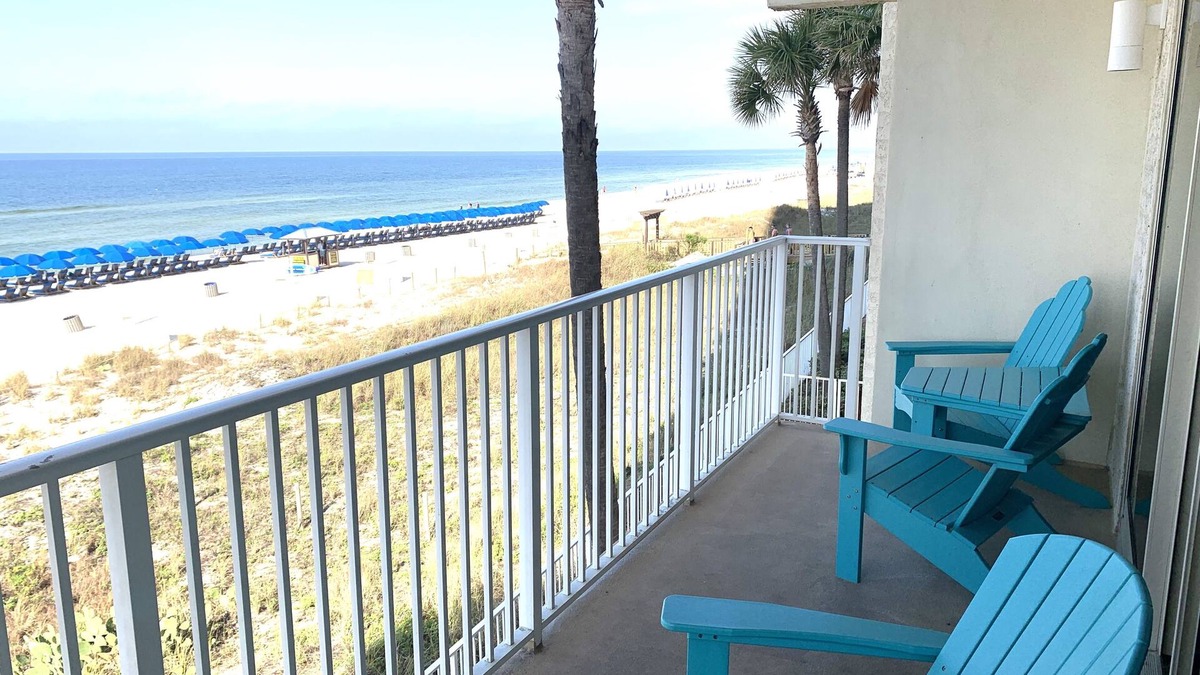 Panama City Beach Condo | Beautiful Beachfront 2nd Floor Condo w/Direct Ocean Views Panama City Beach, FL