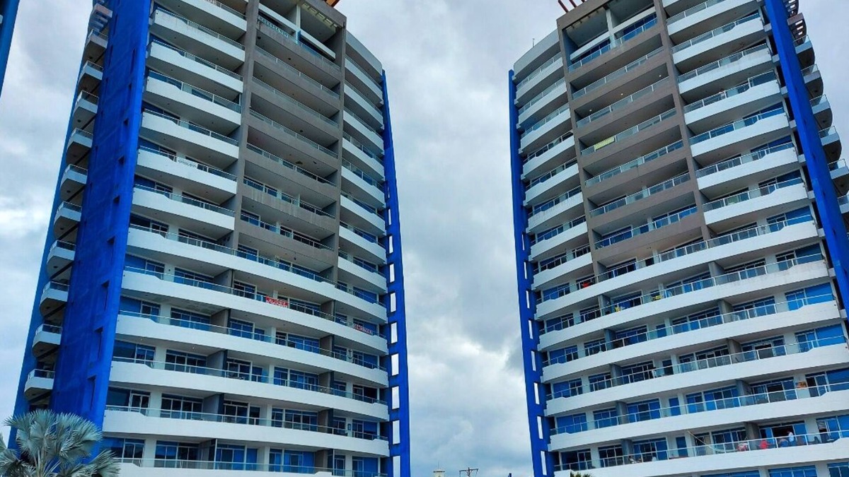 Tonsupa Apartment | Beautiful beachfront apartment Diamond Beach