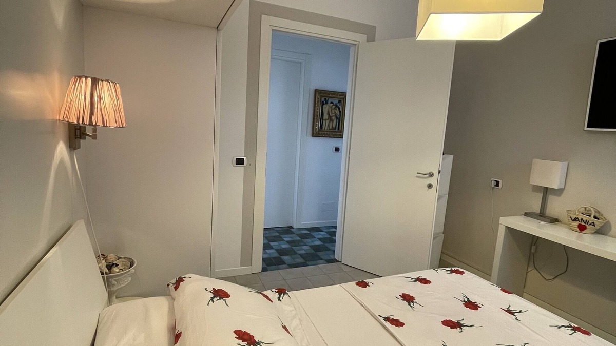 Caorle Apartment | Beautiful beachfront apartment with terrace