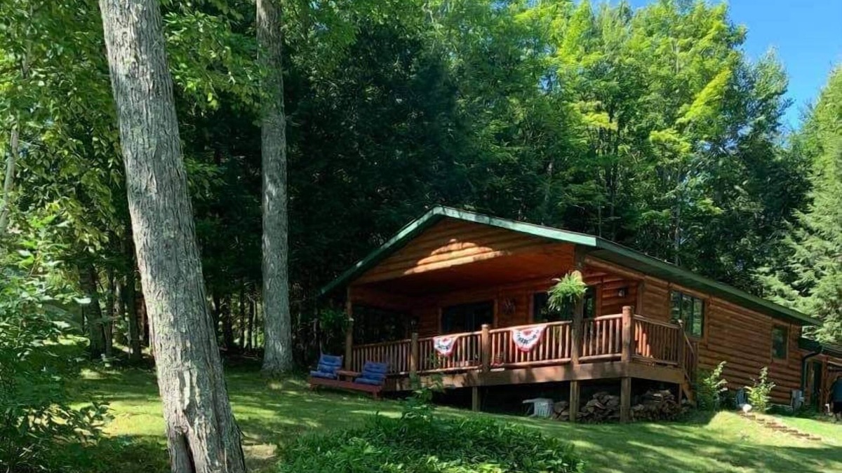 Minocqua House | Beautiful Booth lake Minocqua Optional pontoon