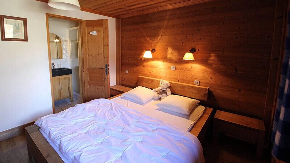 Le Fornet Apartment | Beautiful bright Apt next to the slopes
