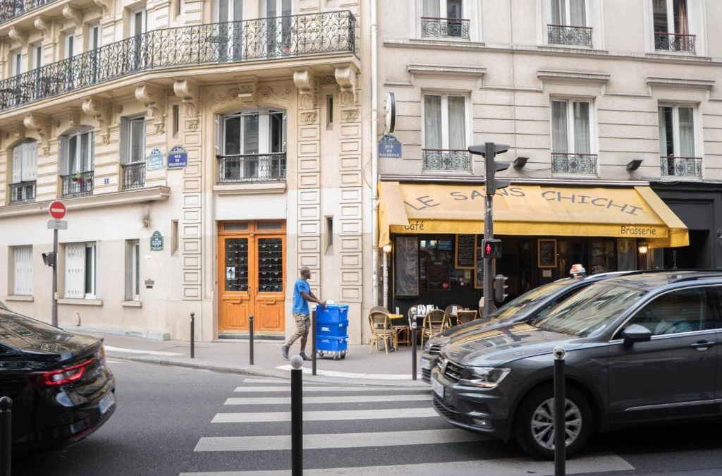Quartier de Rochechouart Apartment | Beautiful & Bright Apartment Near Pigalle