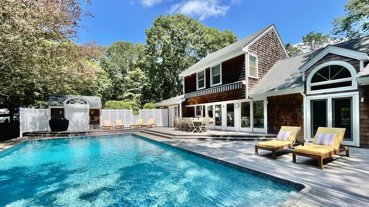 Bridgehampton House | Beautiful, bright, heated pool, near beaches, villages, restaurants, Wolffer.