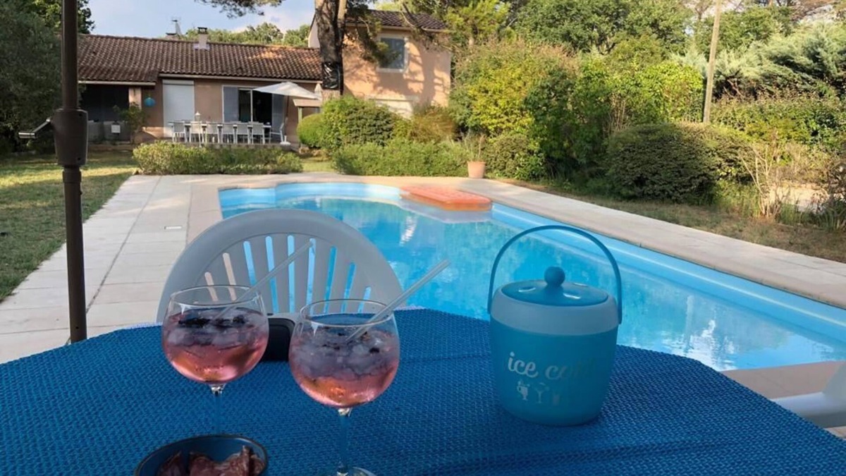 Mazan Villa | Beautiful bright villa in Mazan for 10 people