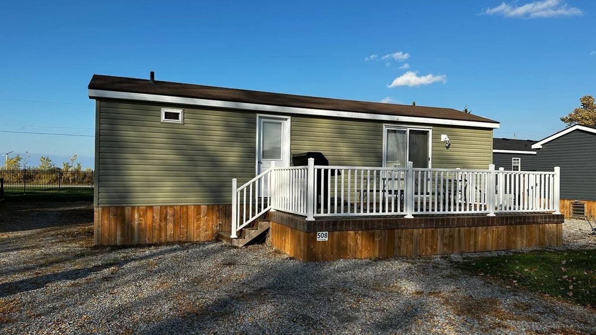 Niagara-on-the-Lake Cottage | Beautiful Cottage (508) in Vineyards of Niagara On The Lake