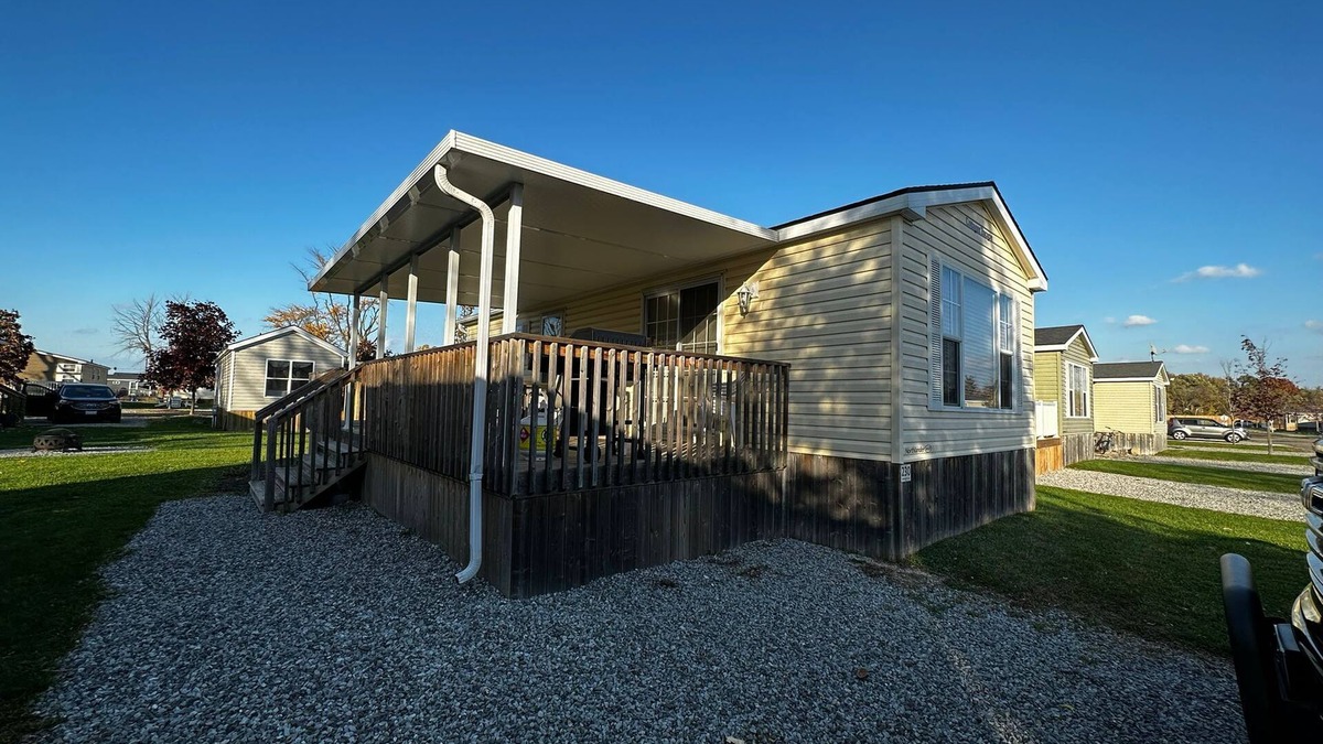 Niagara-on-the-Lake Cottage | Beautiful Cottage (230) in Vineyards of Niagara On The Lake