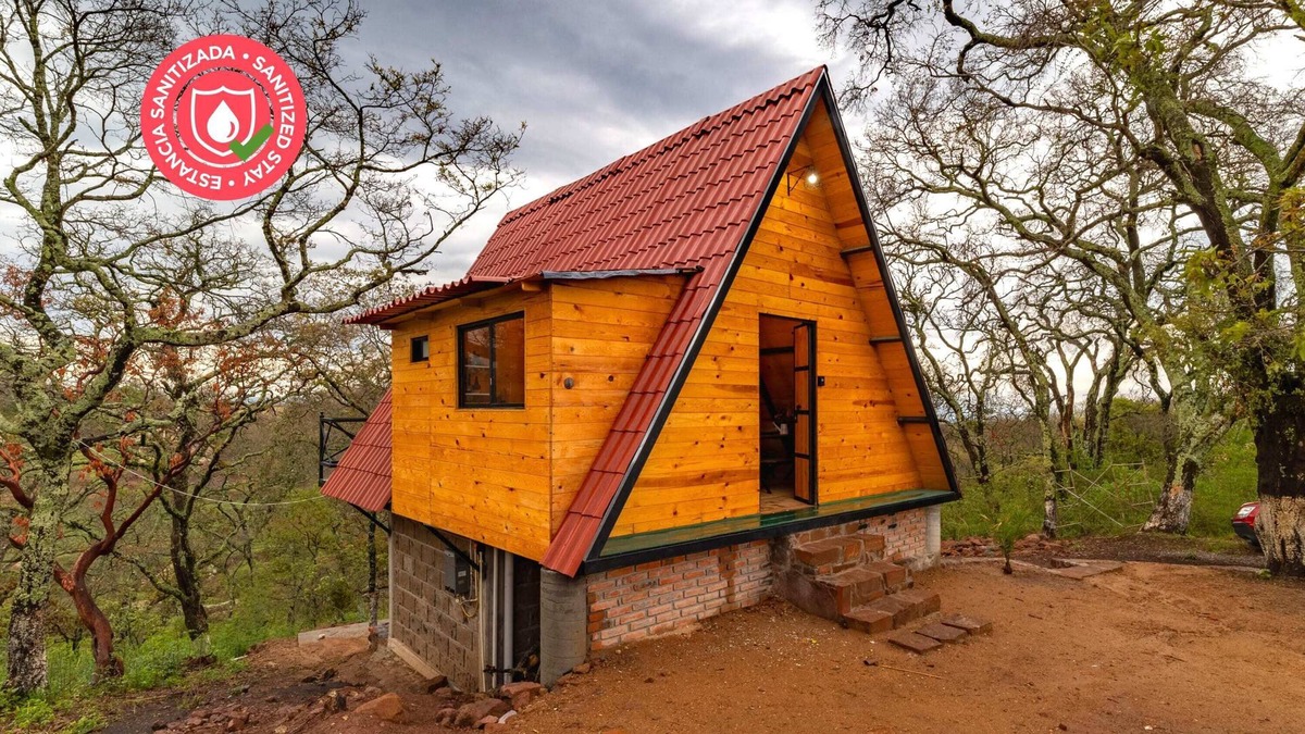 Amealco Cabin | Beautiful Cabin in the woods l Pet Friendly l Bbq