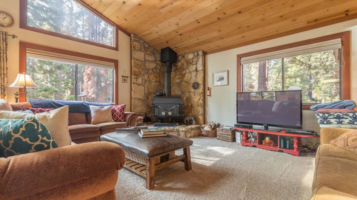 Tahoe Vista Cabin | Beautiful Cabin In Tahoe Vista!