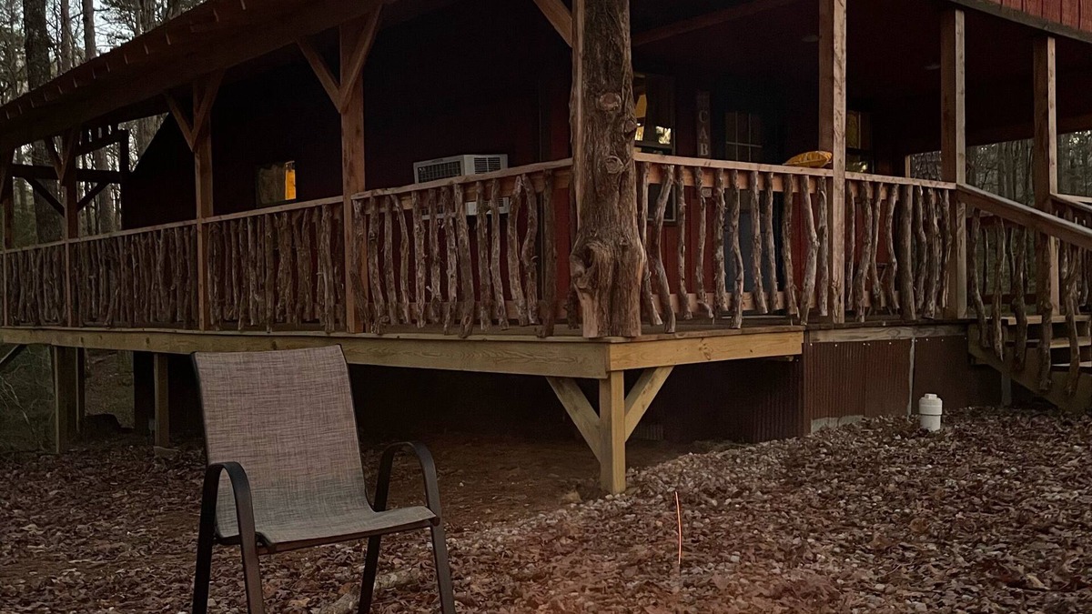 Mount Ida Cabin | Beautiful cabin on a beautiful property. Secluded and quiet! Close to town!