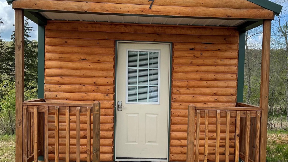 Waynesville Cabin | Beautiful Cabin sleeps 2