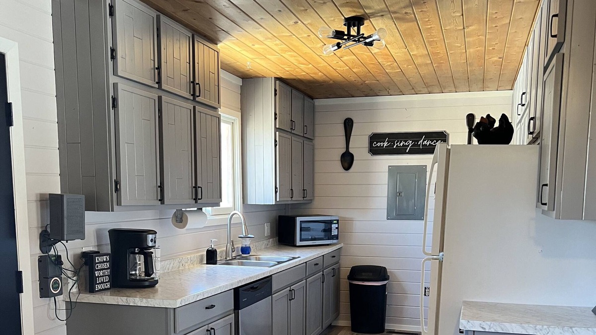 La Veta House | Beautiful Cabin style home in the heart of La Veta