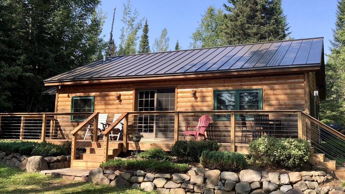 Grand Marais Cabin | Beautiful cabin, two if you wish, on Pike Lake close to Grand Marais