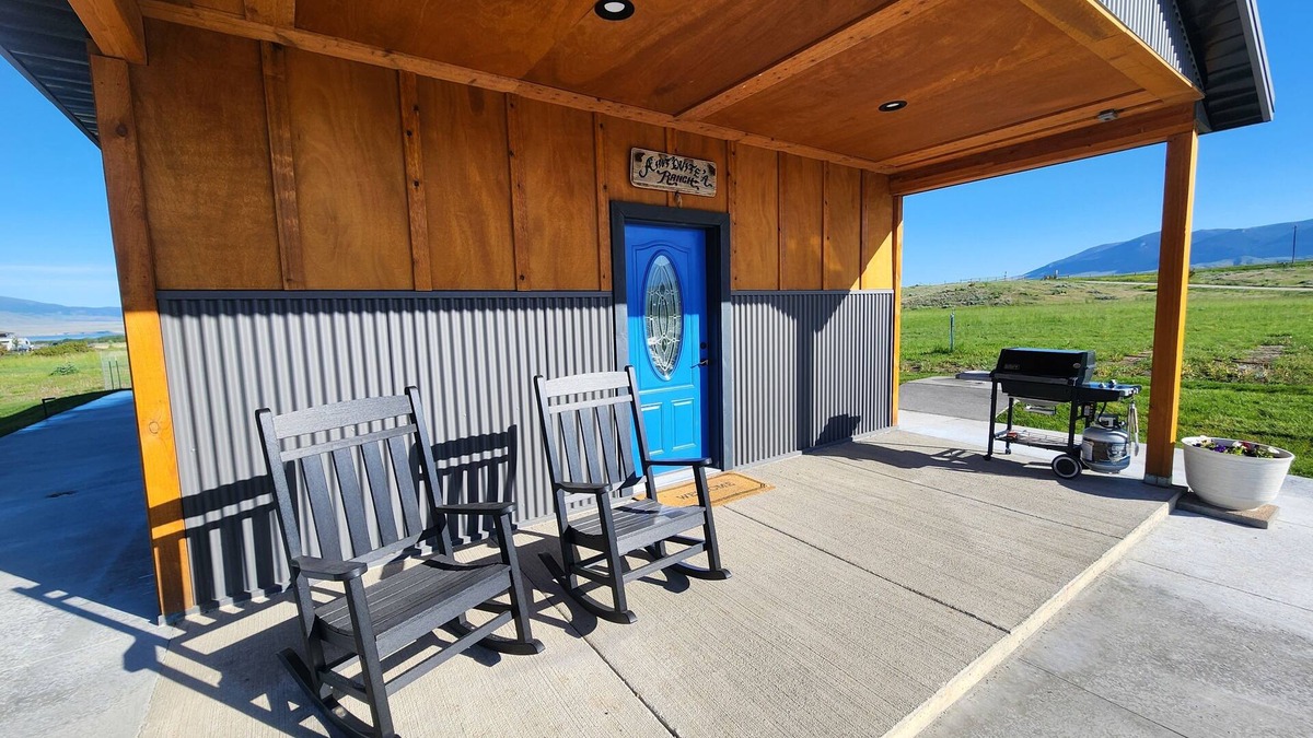 Broadwater County Cabin | Beautiful cabin with spectacular views of the lake and mountains.
