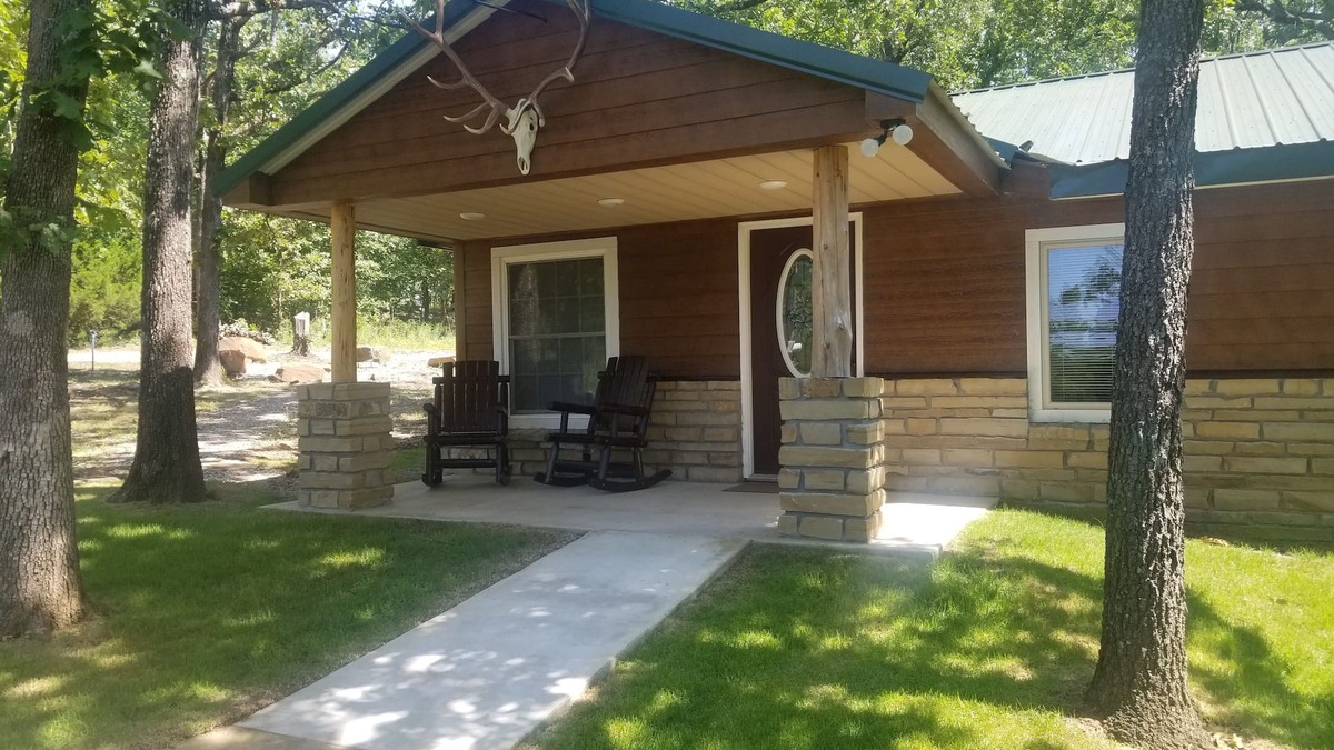 Cookson Cabin | Beautiful Cabin with Tenkiller Lake View