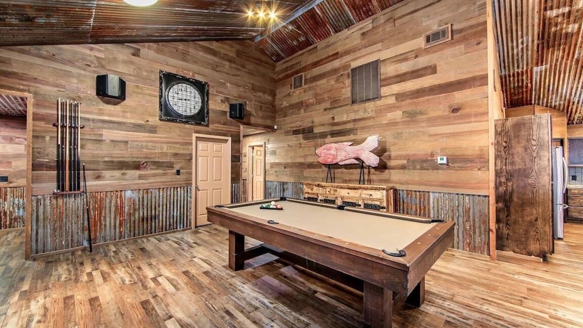 Chauvin Cabin | Beautiful Camp and Dock
