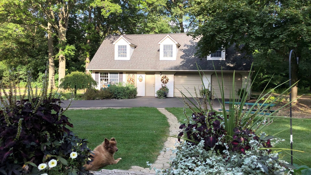 Whittaker House | Beautiful Carriage House/Your Own Private Space