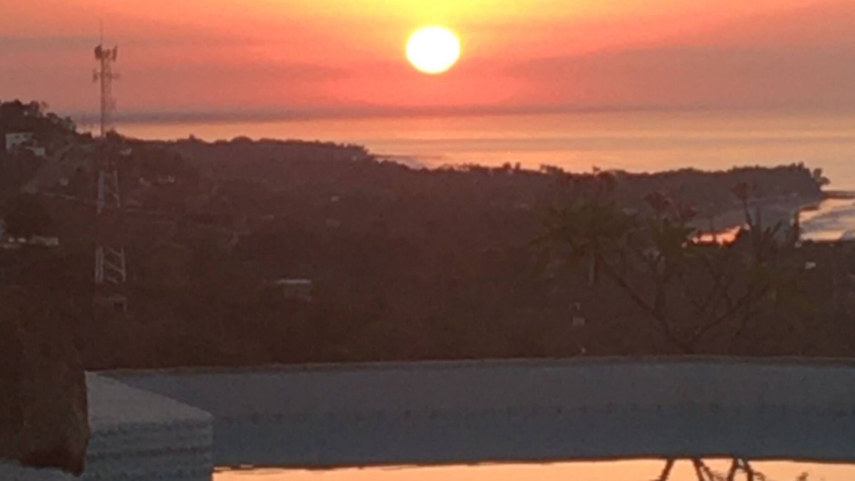 El Sunzal Apartment | Beautiful casita over looking el tunco and surf breaks