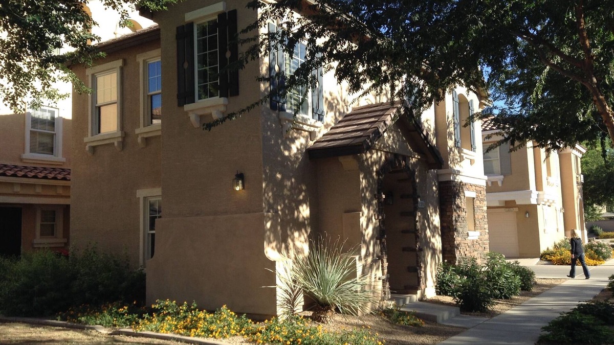 Gilbert House | Beautiful centrally located townhome in The Gardens, Gilbert